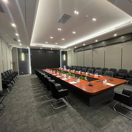Beijing Jingyi Hotel Esterno foto