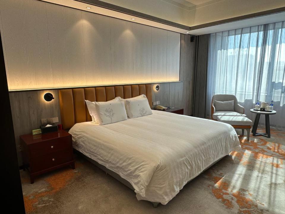Beijing Jingyi Hotel Esterno foto