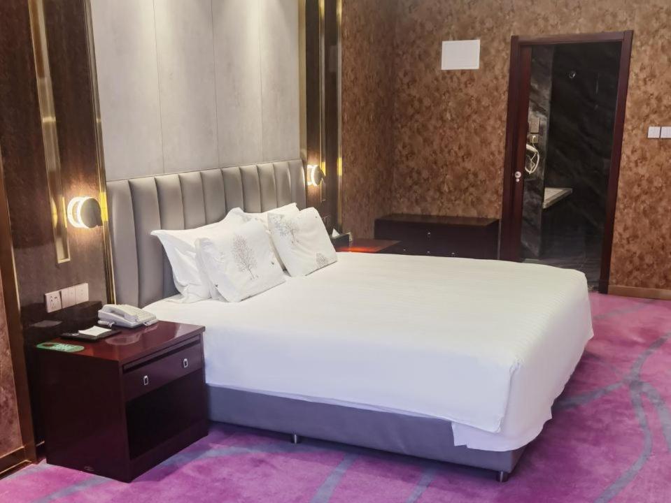 Beijing Jingyi Hotel Esterno foto