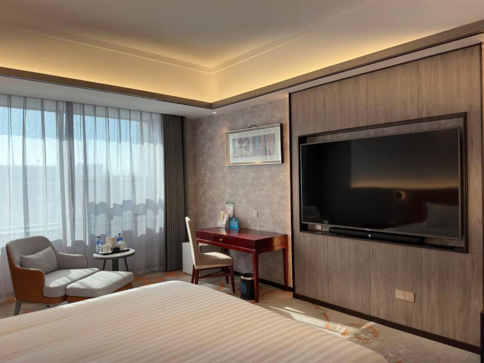 Beijing Jingyi Hotel Esterno foto